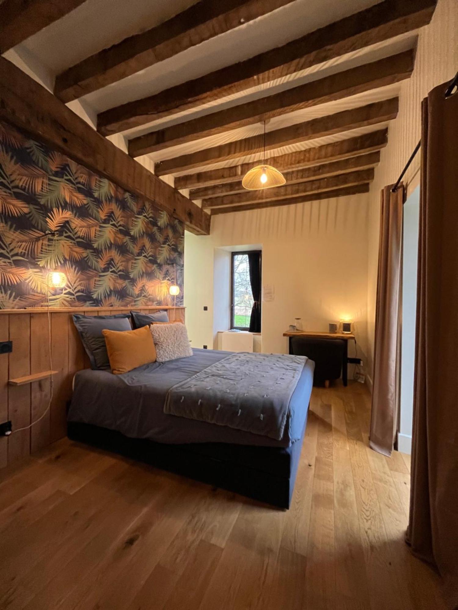 Domaine De La Bigottiere, Chambres D'Hotes Montigne-le-Brillant Exterior foto